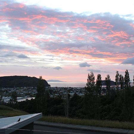 Stunning Views Bed, Breakfast & Health Retreat Bed & Breakfast Whangamata Exterior foto