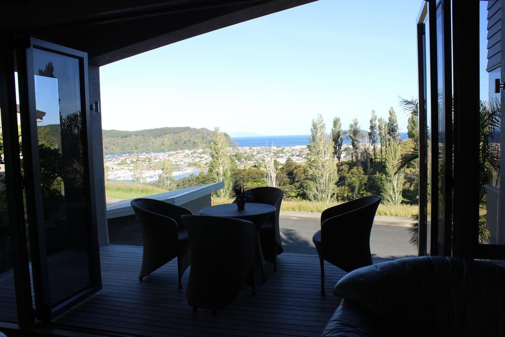 Stunning Views Bed, Breakfast & Health Retreat Bed & Breakfast Whangamata Exterior foto
