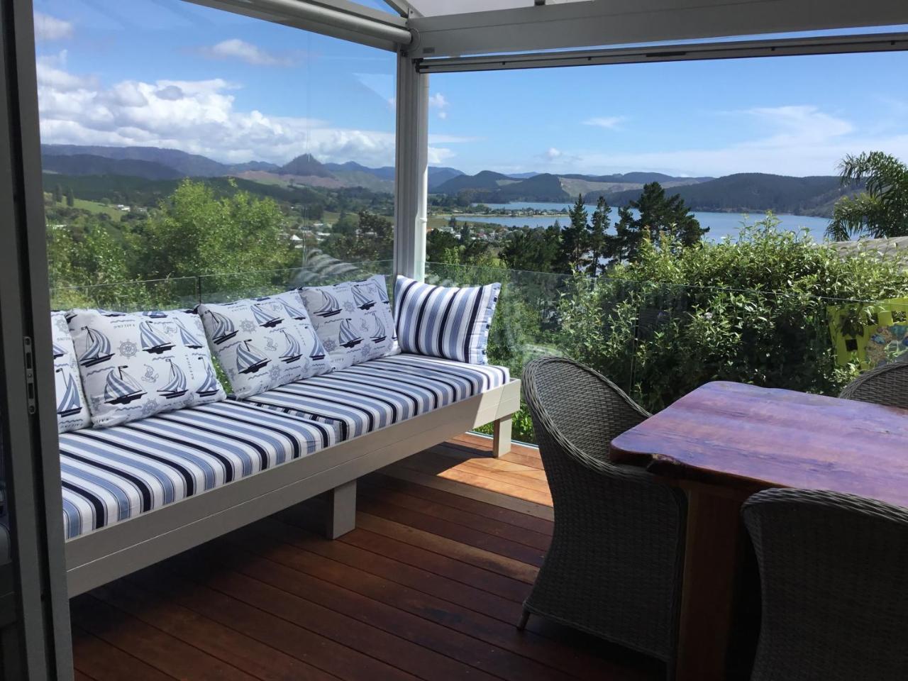 Stunning Views Bed, Breakfast & Health Retreat Bed & Breakfast Whangamata Exterior foto